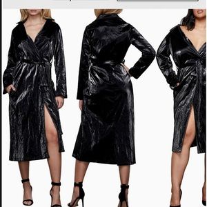 Good American The Paper Crinkled Patent Leather Trench Coat